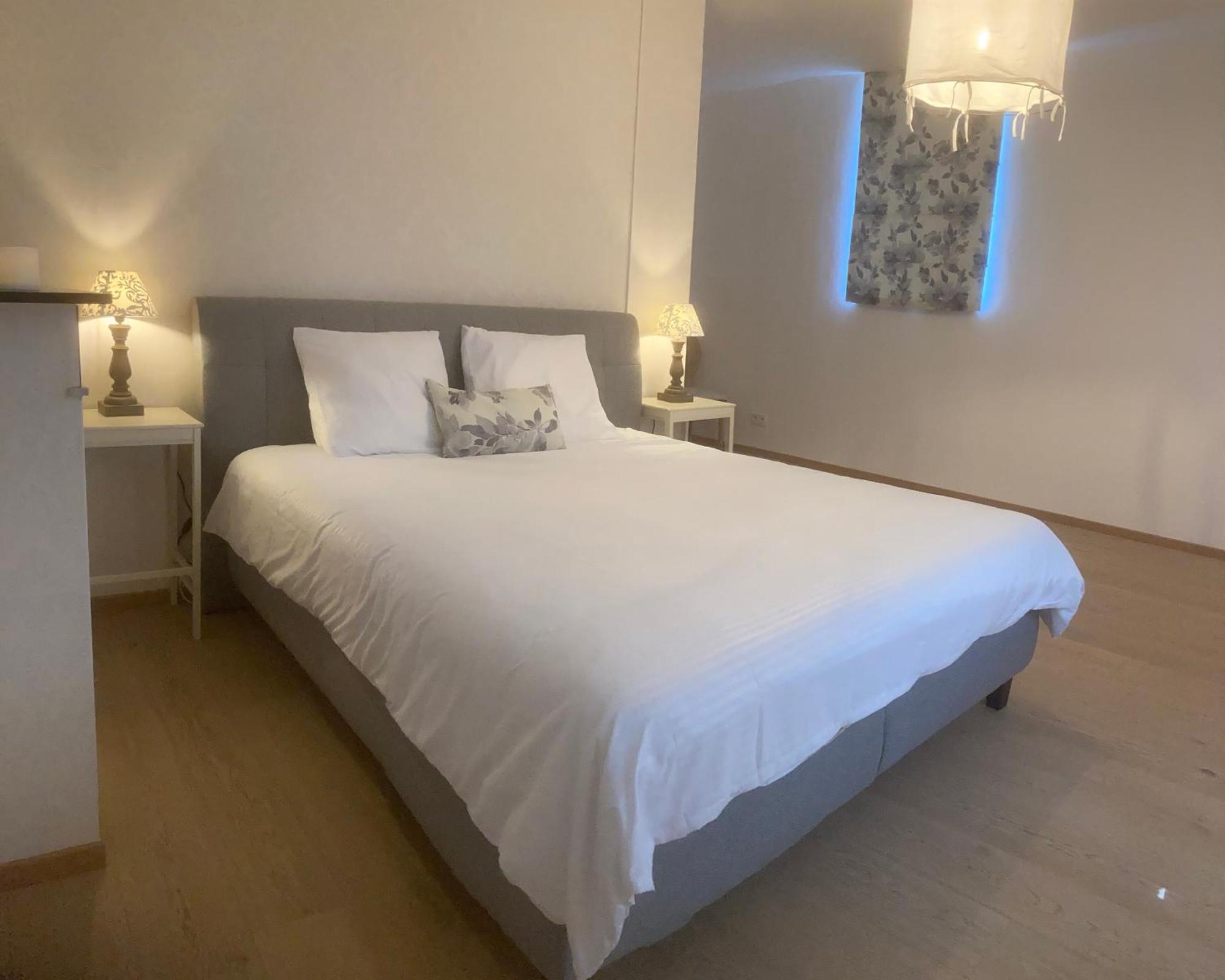 Bed and Breakfast Les Terrasses De Sax Dinant Exterior foto