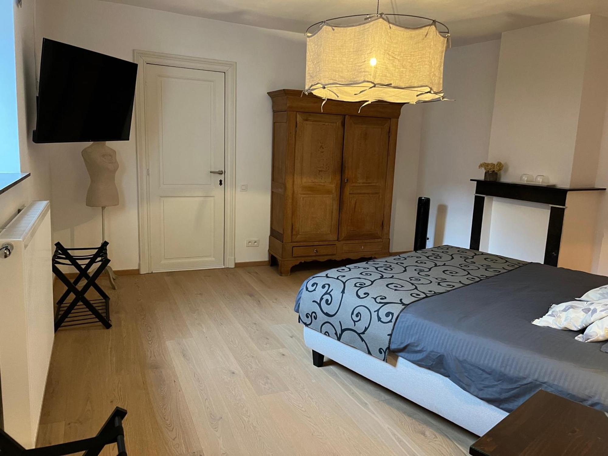 Bed and Breakfast Les Terrasses De Sax Dinant Zimmer foto